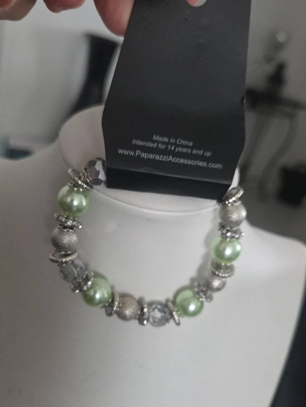 Paparazzi Sparkling Conversation Green Bracelet NWT